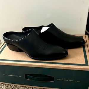 Tecovas Black Mules